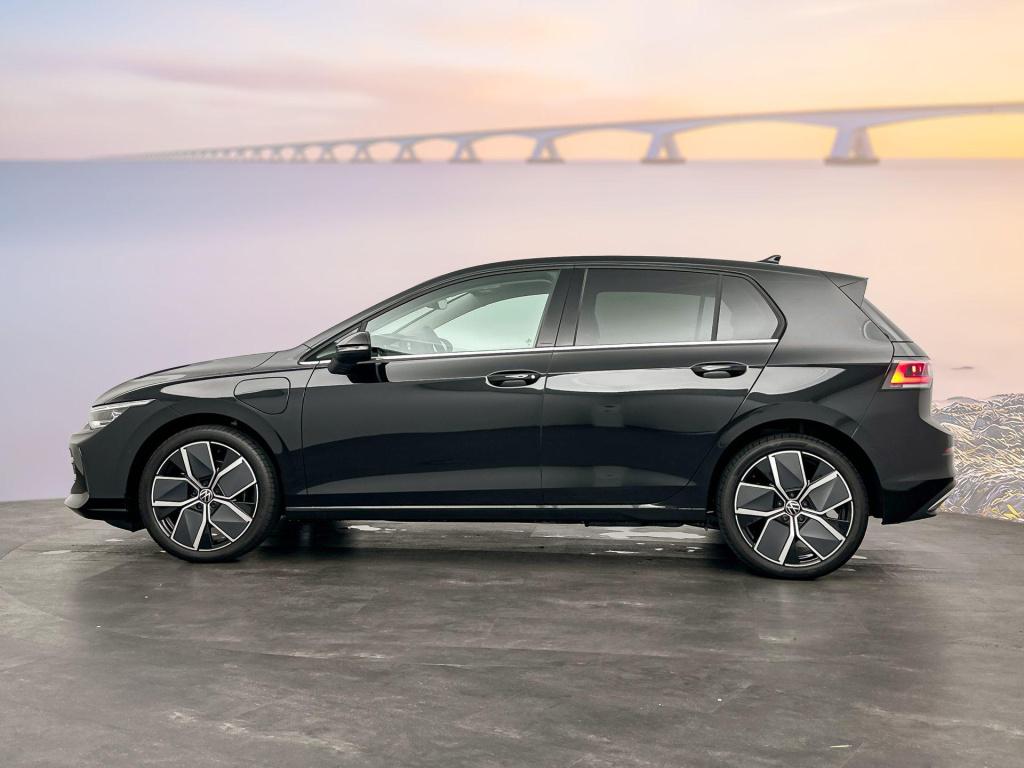 Volkswagen Golf 1.5 style edition 204 pk plug in hybride