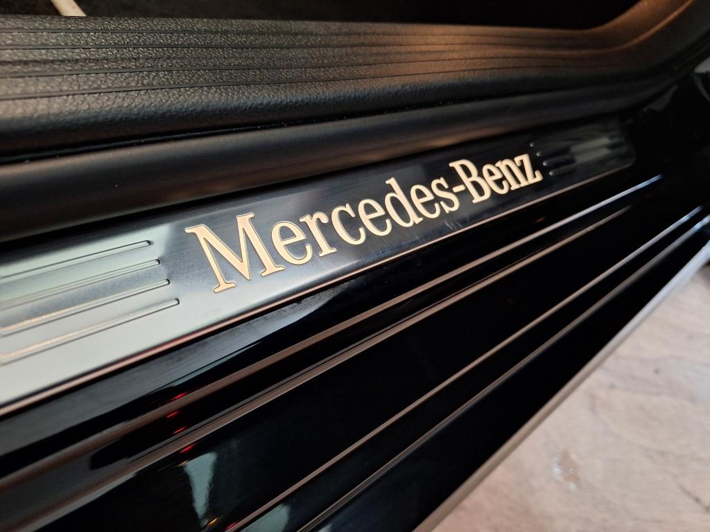 Mercedes-Benz A-Klasse 180 4u3 | ambient lighting | climate control