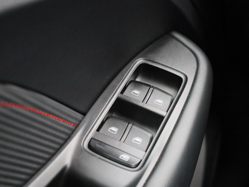 MG Zs Ev long range luxury 70 kwh | navi | leder | panoramadak | led koplam