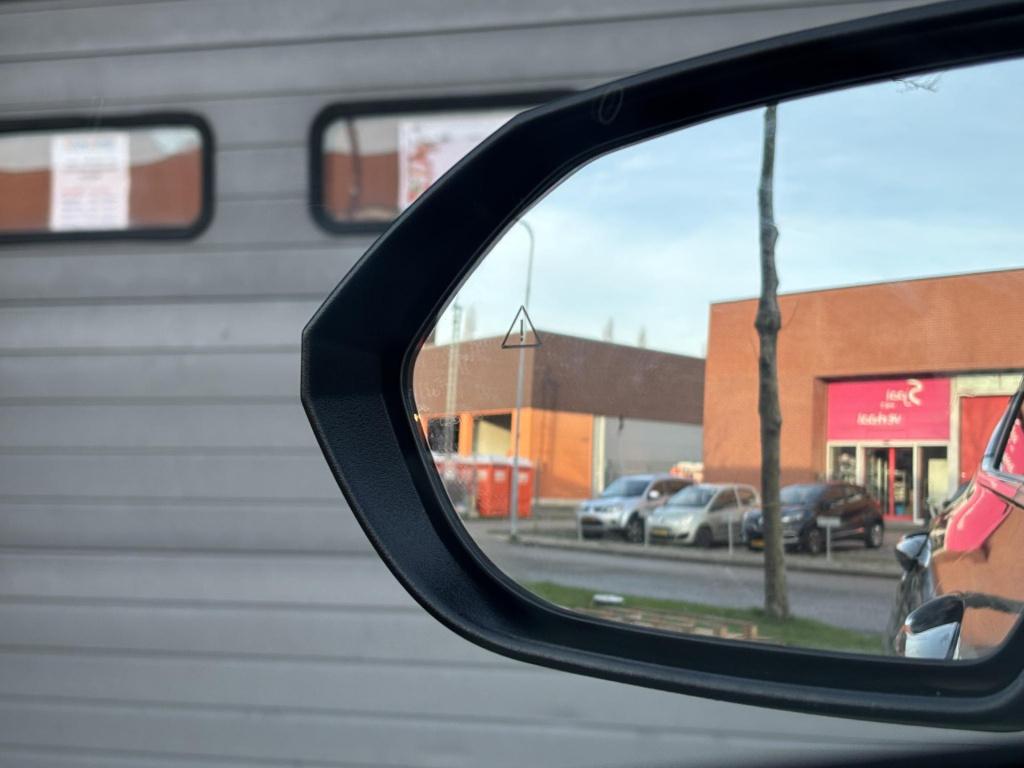 Hyundai Kona 1.6 gdi hev premium nl-auto, meest luxe uitvoering!
