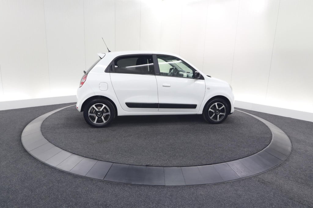 Renault Twingo sce limited | parkeersensoren | bluetooth | airco | 15 inch 