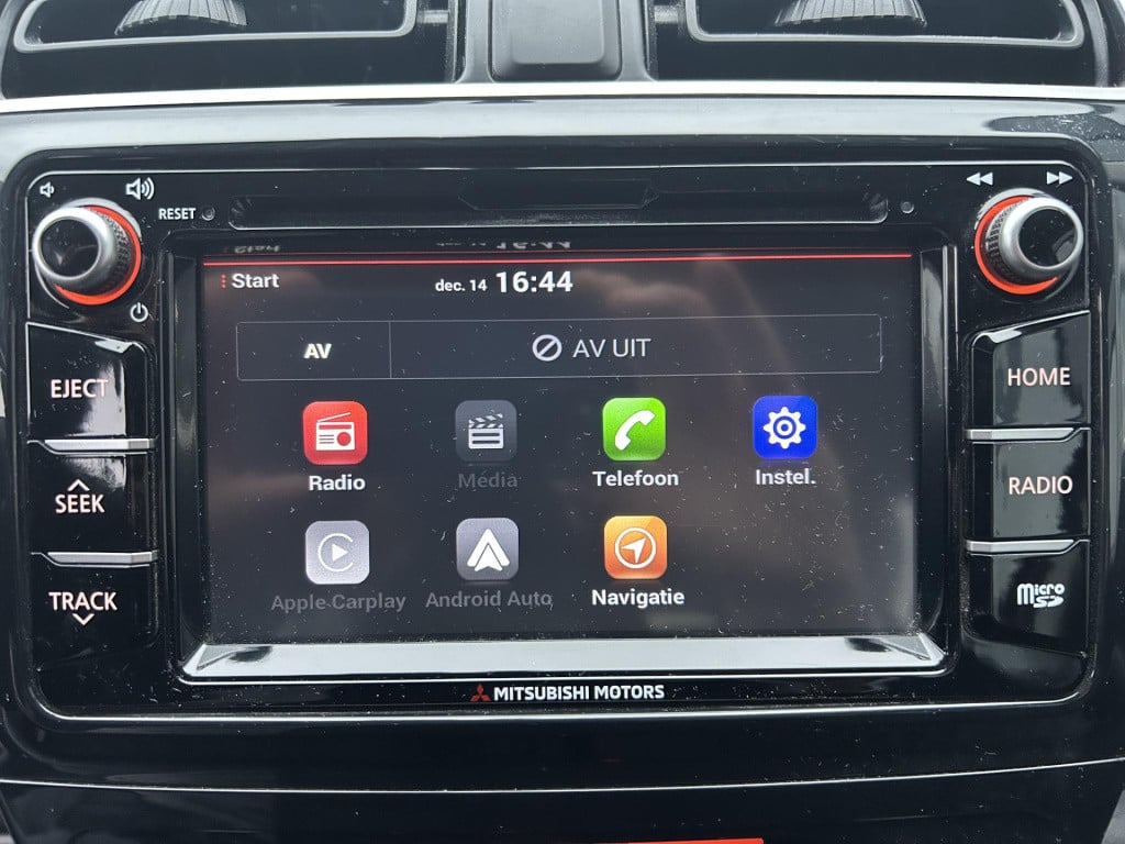 Mitsubishi Space Star 1.2 nova