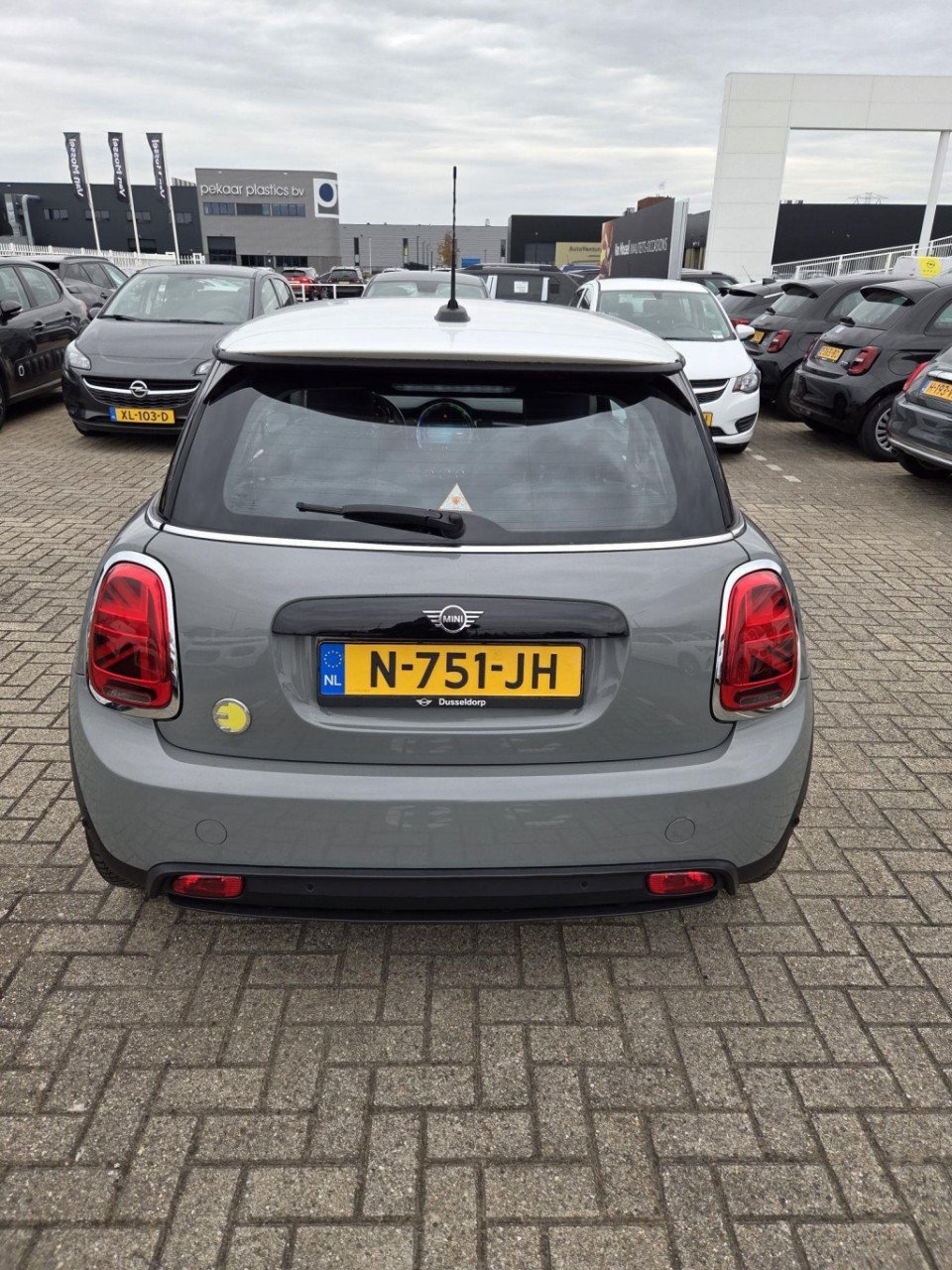 Mini Electric mini business edition 33 kwh | apple carplay & android auto |