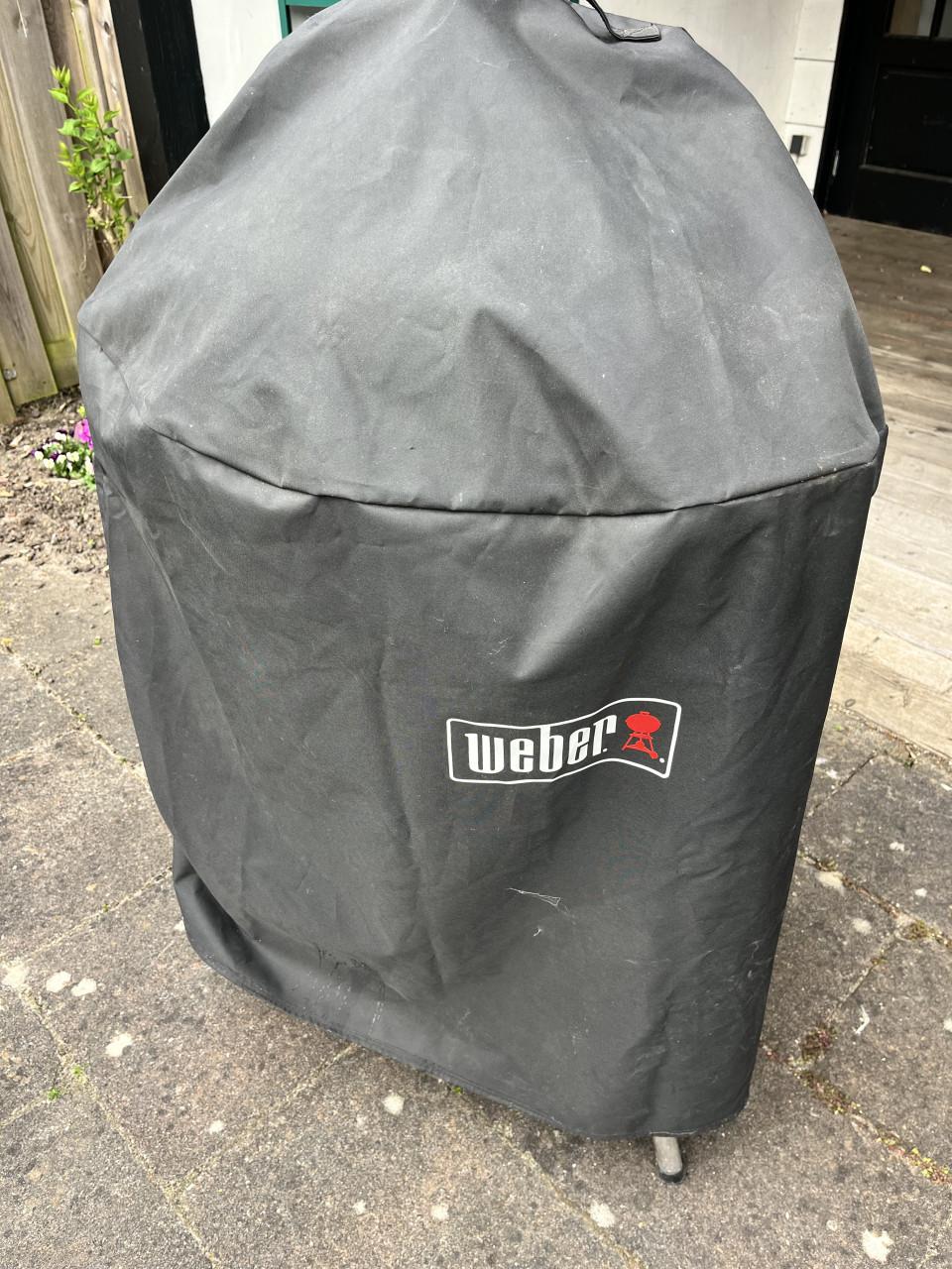 Weber master touch barbecue