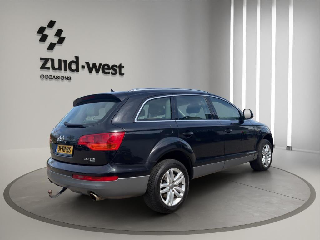 Audi Q7 3.0 tdi quattro pro line+ 5+2