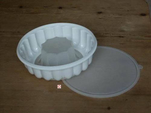 Tupperware Puddingvorm / Vliegende schotel