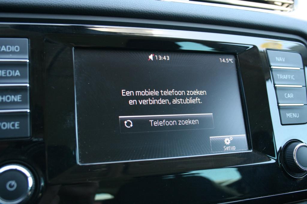 Skoda Octavia combi 1.6 tdi greentech ambition