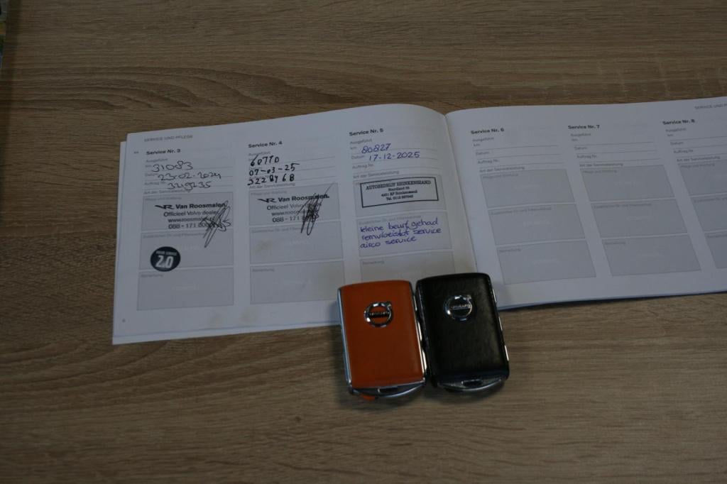 Volvo V60 2.0 t6 recharge awd r-design