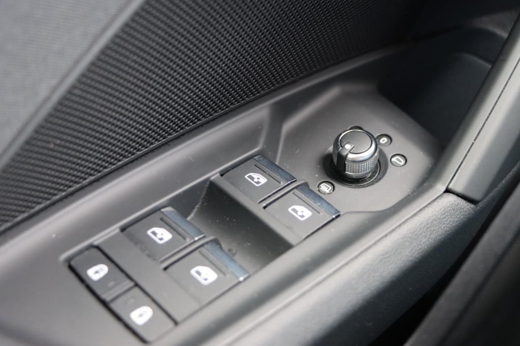 Audi A3 sportback 30 tfsi pro line
