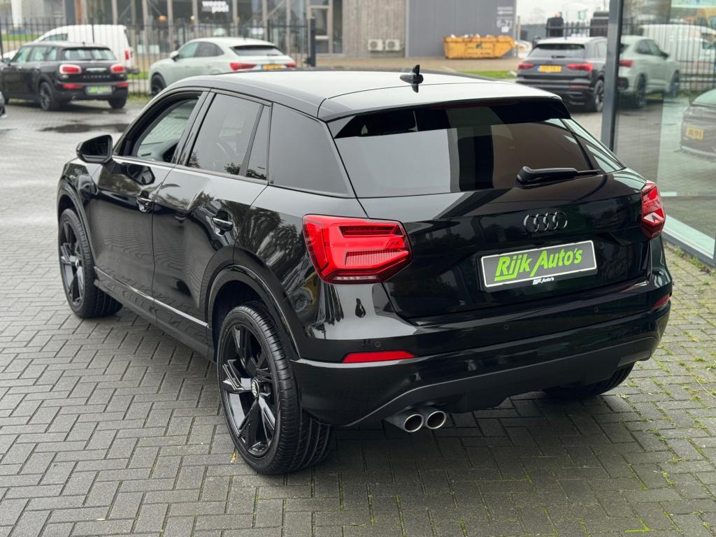 Audi Q2 35 tfsi sport * black pack * keyless * matrix led * stoelverwarming