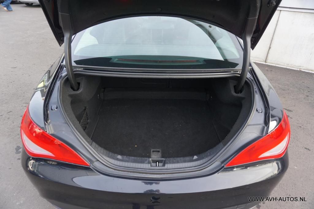 Mercedes-Benz Cla 180 ambition