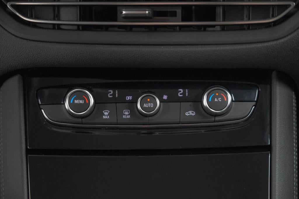 Opel Grandland 1.6 turbo plug-in hybrid gs 225 | adaptieve cruise control |
