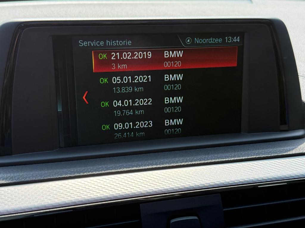 BMW 1 Serie 118i edition m sport shadow high executive