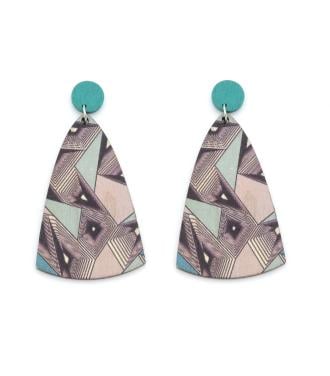 Oorbellen met geometrisch dessin in turquoise en neutrale tinten