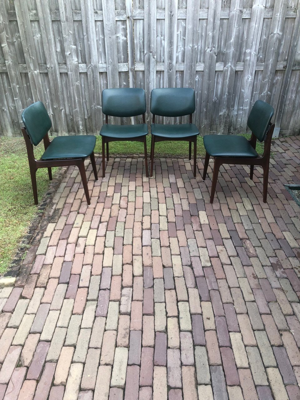 4 vintage eettafel stoelen.