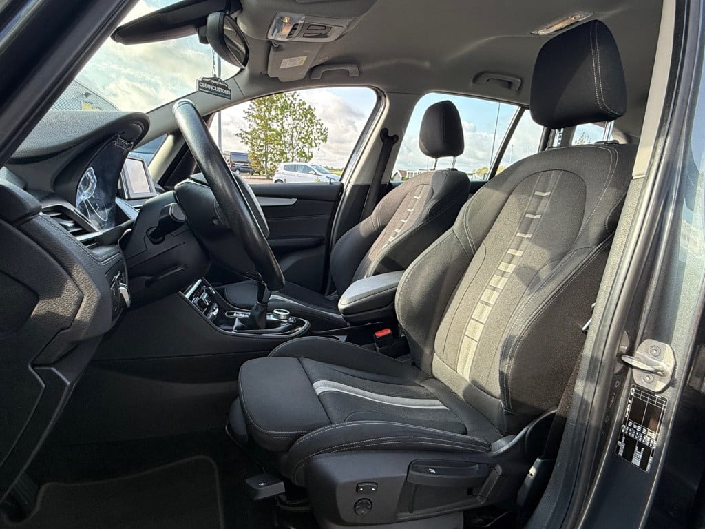 BMW 2-serie gran tourer 220i centennial executive