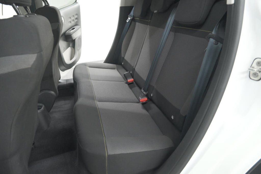 Citroen C3 puretech 82 feel edition | parkeersensoren | apple carplay | sto