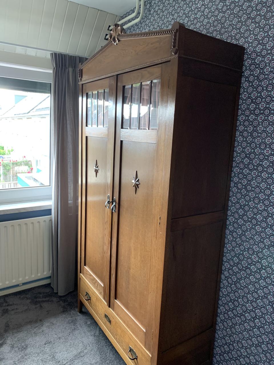 Antieke kast