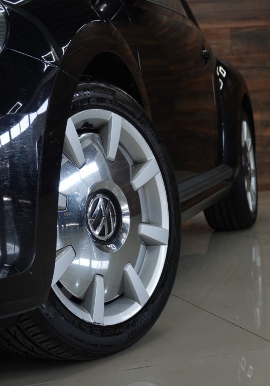 Volkswagen New Beetle 1.2 tsi | navi | bluetooth | airco |