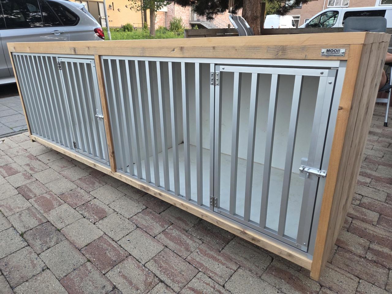 Steigerhouten hondenbench