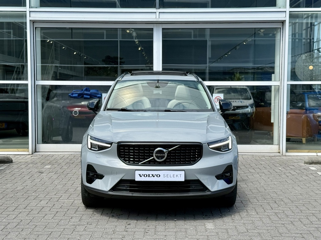 Volvo XC40 t4 211pk recharge ultimate dark| full options !!
