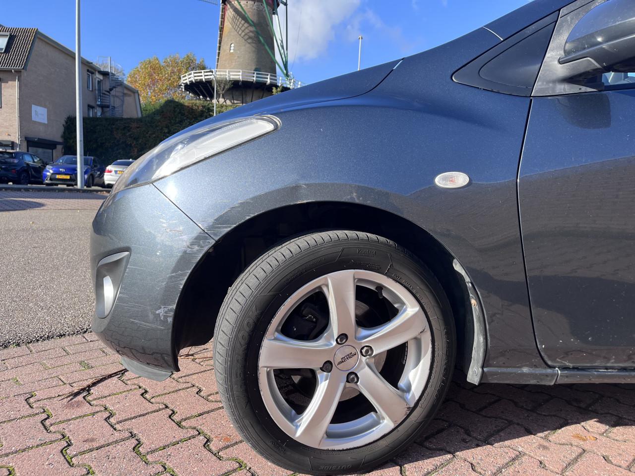Mazda 2 XS, 1.3 74PK