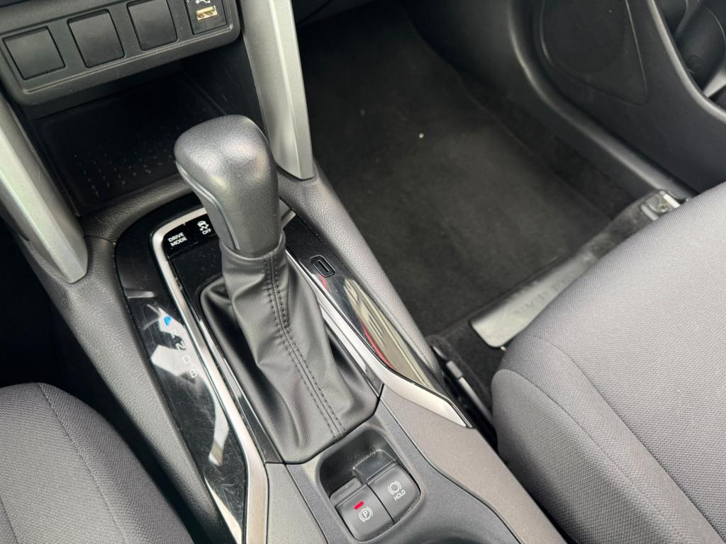 Toyota Corolla Cross hybrid 200 business plus