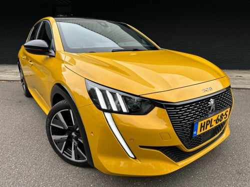 Peugeot 208 1.2 puretech gt-line // automaat //