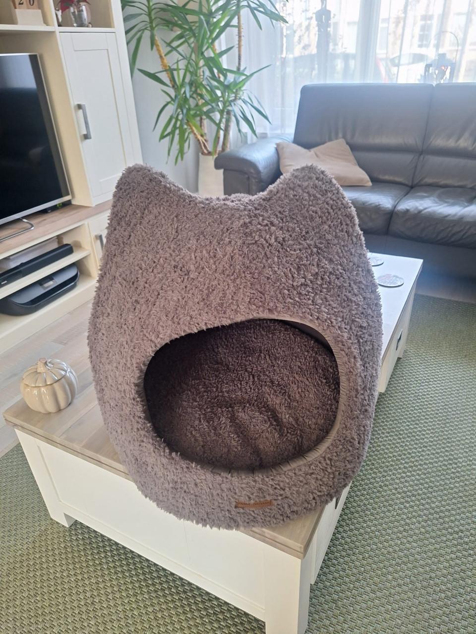 Nieuwe , leuke kattenmand