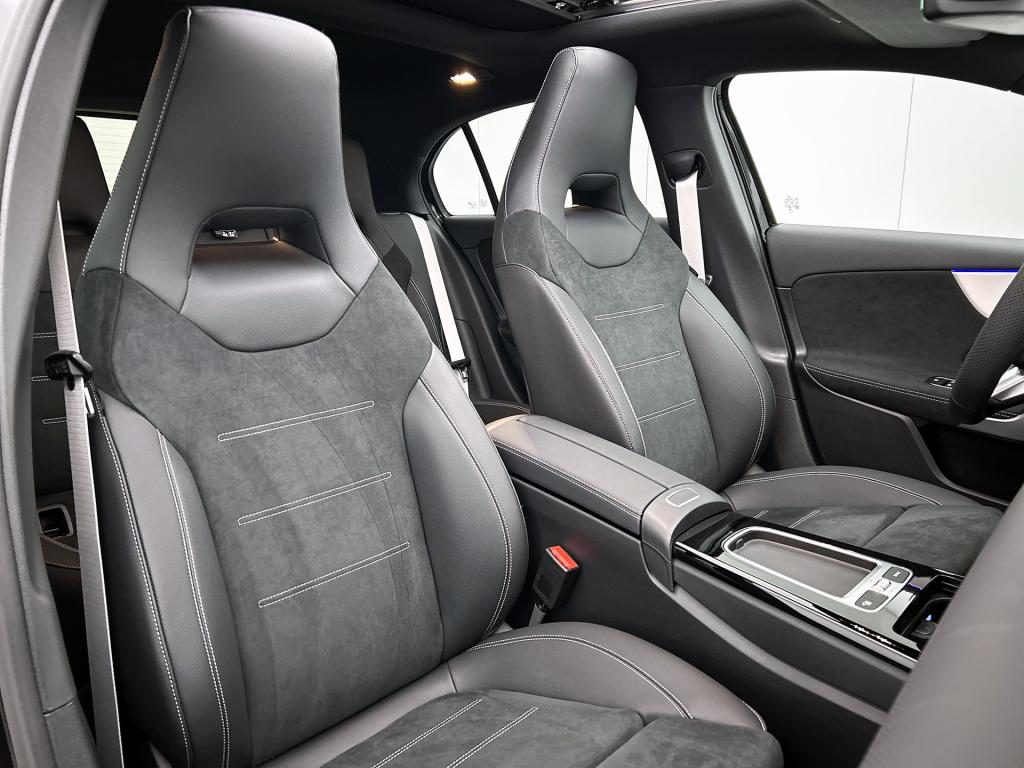 Mercedes-Benz A-Klasse 250 e business solution amg | amg line plus pakket |