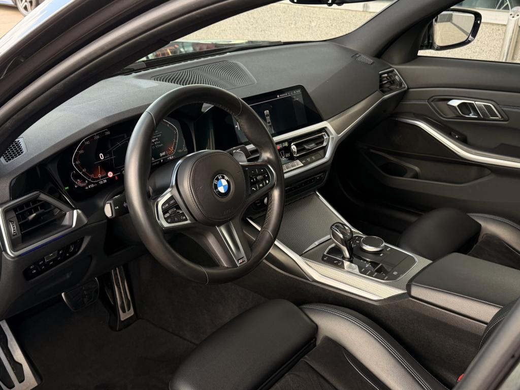 BMW 3-serie 320i m-sport | cruise | m zetels | apple carplay | navi | sfeer