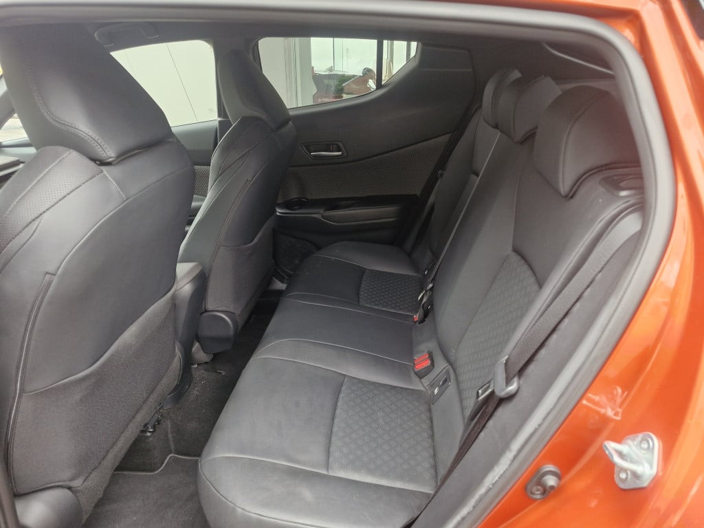 Toyota C-hr 2.0 hybrid launch edition