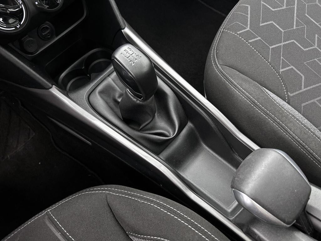 Peugeot 2008 82 pk active | rijklaar | panoramadak | lm velgen | navigatie 