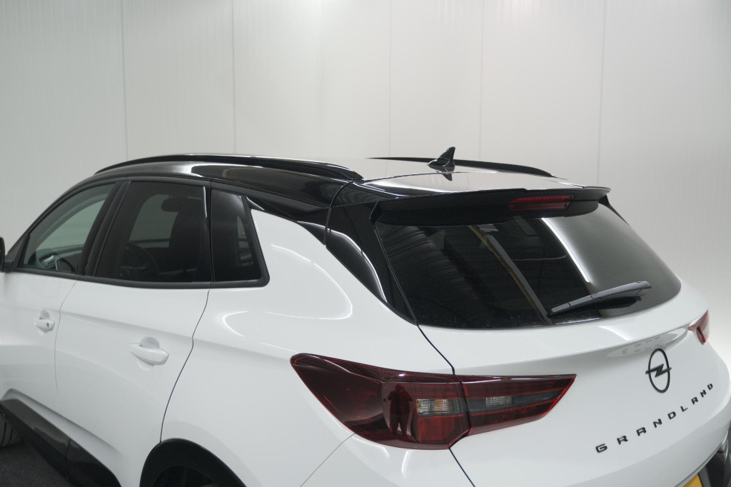 Opel Grandland turbo 130 at8 ultimate | camera | adaptieve cruise control |