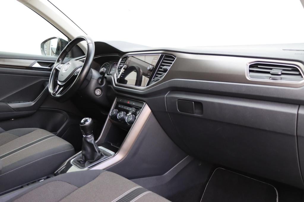 Volkswagen T-roc 1.0 tsi sport 115pk | stoel- en stuurverwarming | adaptive