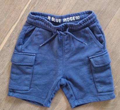 Jongens short maat 92