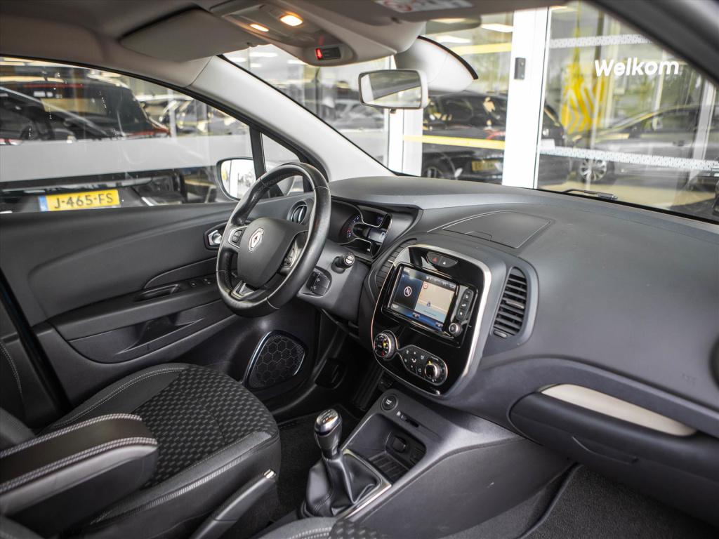 Renault Captur tce 90pk intens | trekhaak | navigatie | park. sensoren | cr