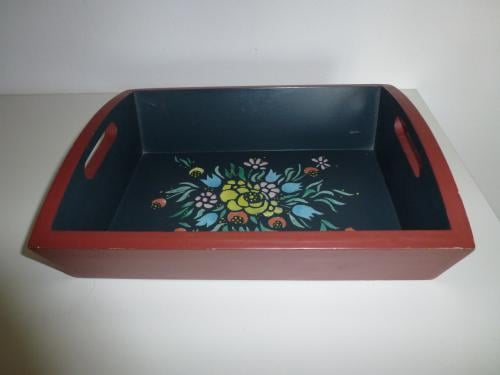 Leuk  houten bakje voor van alles en nog wat....................