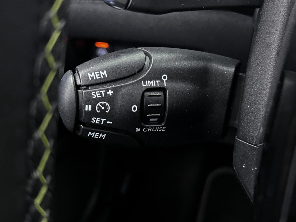 Peugeot 2008 130pk automaat gt-line