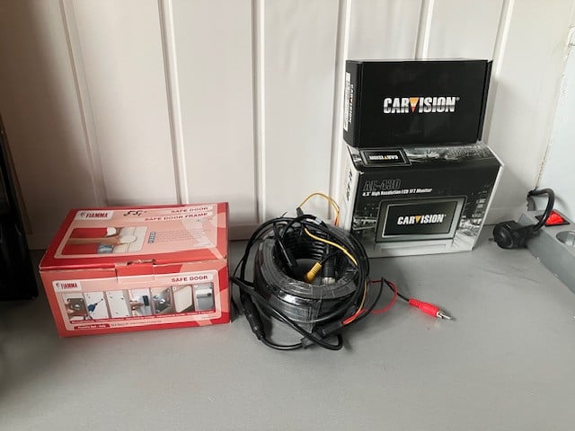 Camper/caravan accessoires, grote partij handel,alles nieuw ook printplaten