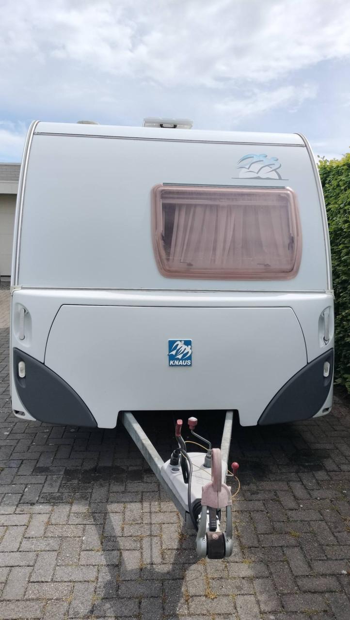 Knaus 450 (2006) met voortent