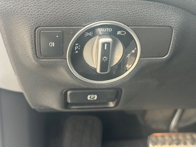 Mercedes-Benz Gla-klasse 200 ambition l panoramadak l night pakket l afneem