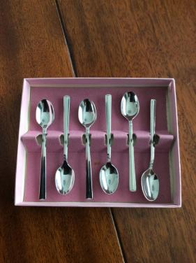 Sola  Elite.   6 advocaatlepeltjes in origineel doosje.