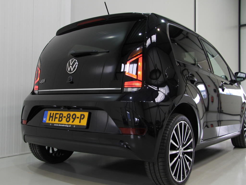 Volkswagen UP! active 5drs. clima | cruise | camera | vol!