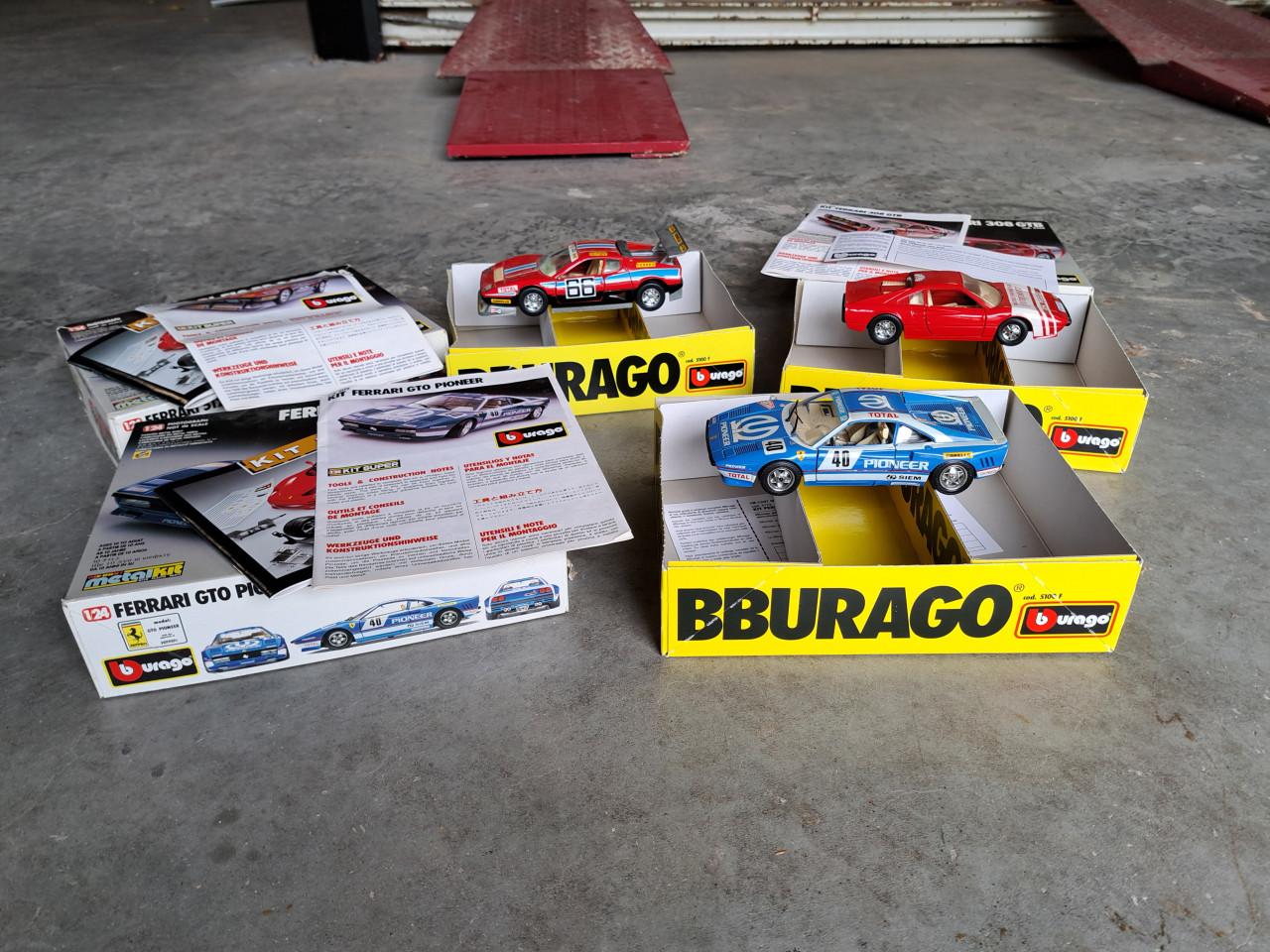 Modelauto Ferrari Metal kit 3x 1:24