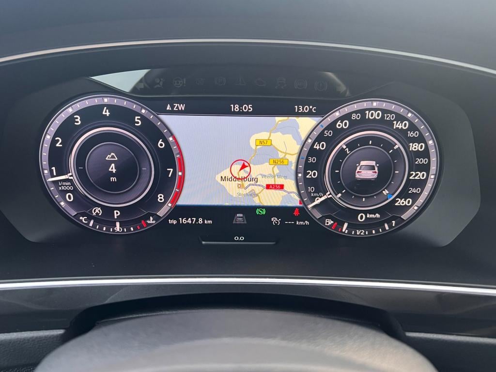 Volkswagen Tiguan 2.0 tsi 4motion r-line highline, virtual cockpit, trekhaa