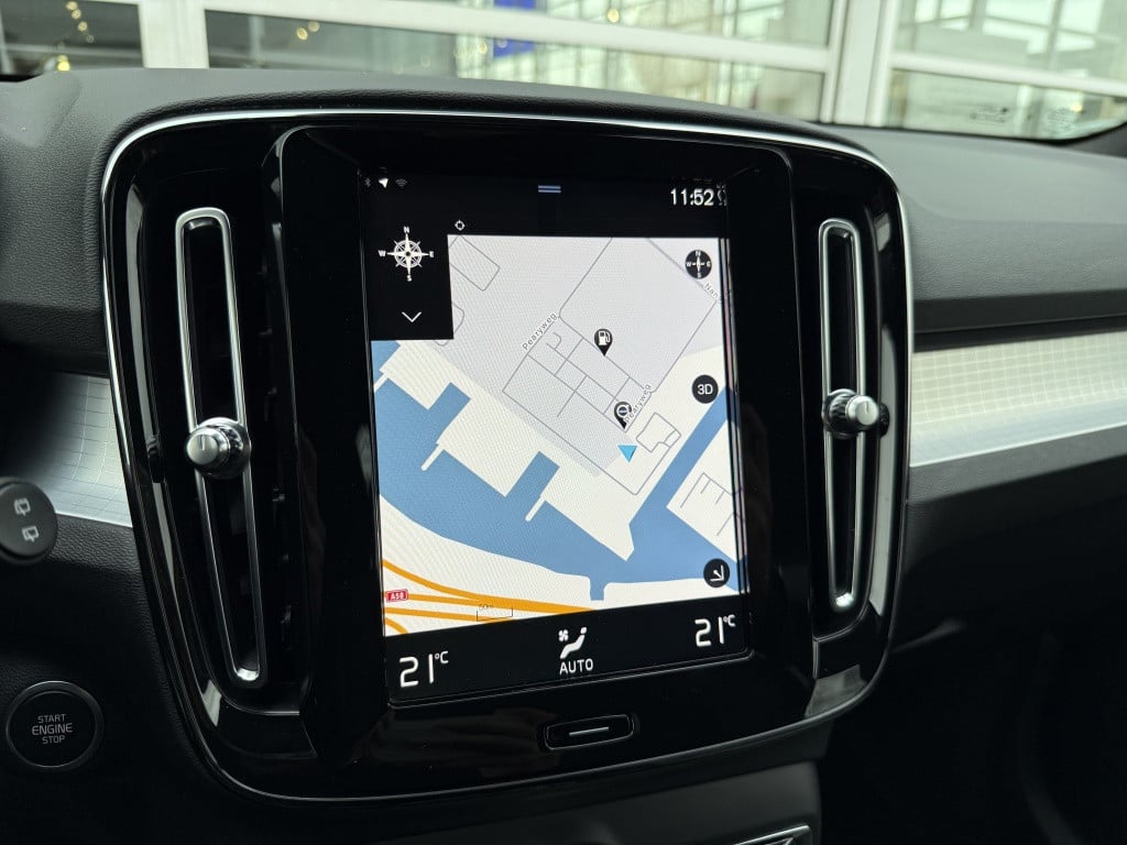 Volvo XC40 t4 211pk recharge inscription exp| navi| climate| camera| dab+|