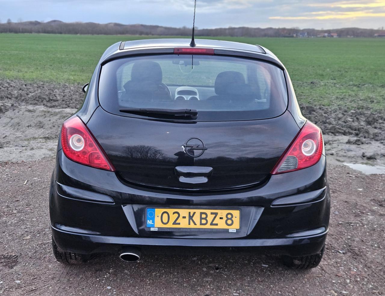 Opel Corsa 1.2 16V