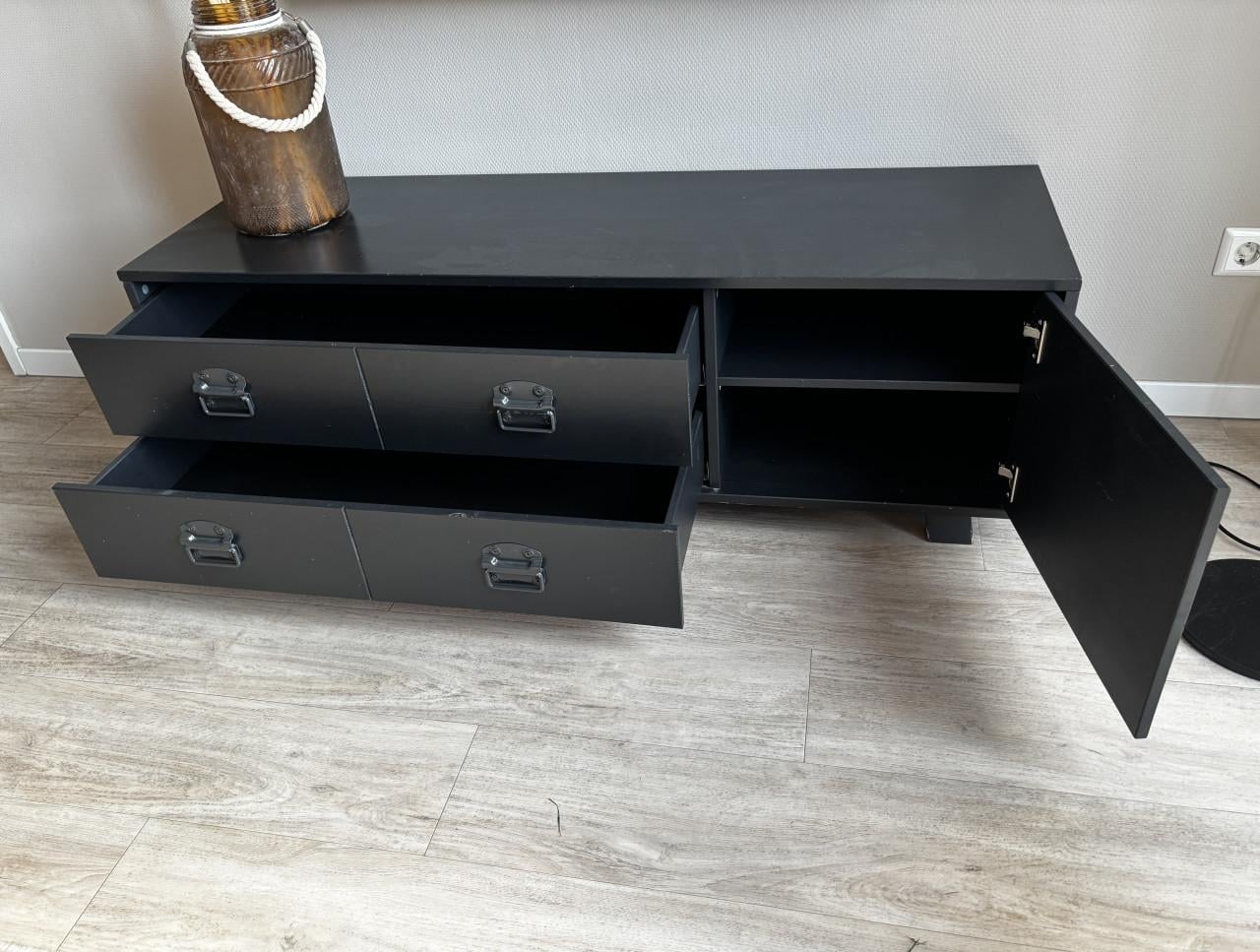 Tv kast