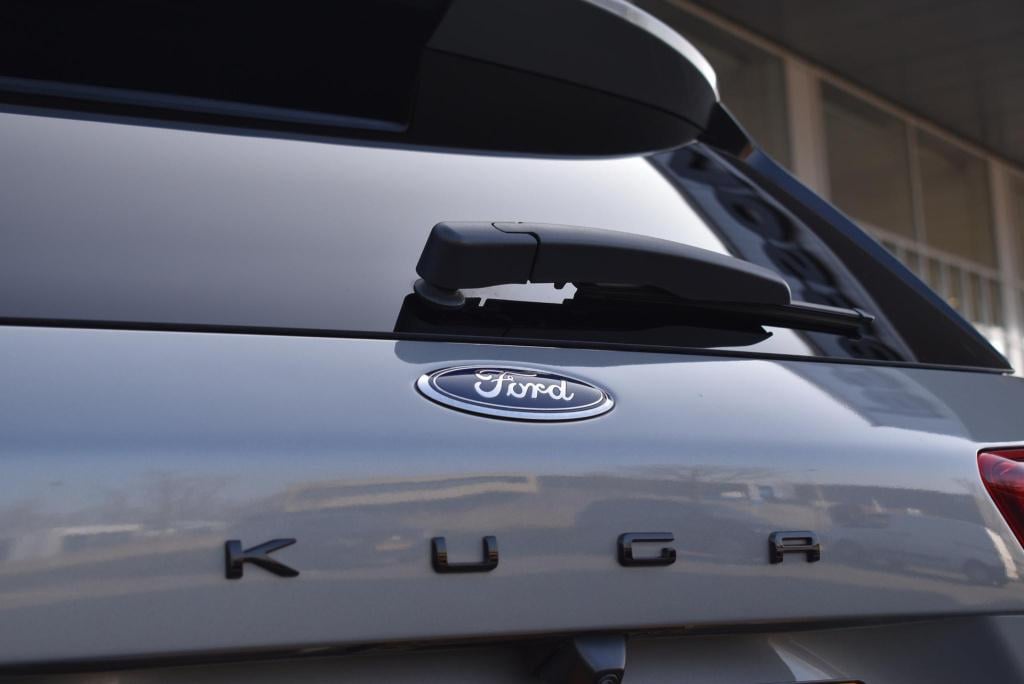 Ford Kuga 2.5 phev st-line | climate control | cruise control | winterpakke